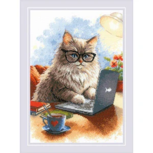 RIOLIS Writer of Meowmoirs 2263